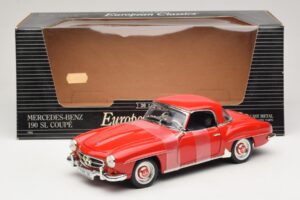 Mercedes 190 SL W121 Coupé Rosso ERTL 1:18 7465 Pressofusione — immagine 6 di 6