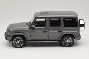 Mercedes G-Class W465 Classic Grey Norev 1:18 183035 Pressofusione — immagine 3 di 6