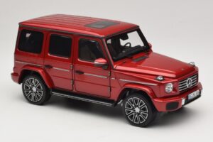 Mercedes G-Class W465 Hyacinth Red Norev 1:18 183037 Pressofusione — immagine 4 di 6