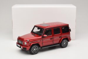 Mercedes G-Class W465 Hyacinth Red Norev 1:18 183037 Pressofusione — immagine 6 di 6
