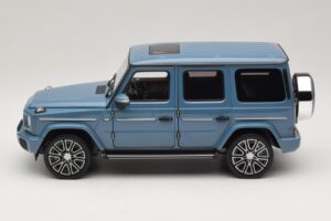 Mercedes G-Class W465 Vintage Blue Norev 1:18 183034 Pressofusione — immagine 3 di 6