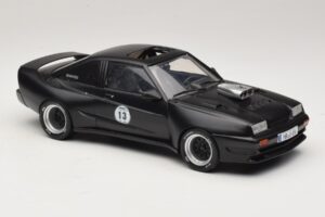 Opel Manta B Custom Nero Opaco Kenwood MCG 1:18 MCG18095 Pressofusione — immagine 4 di 6