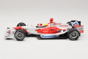 Panasonic Toyota Racing TF106 #12 R. Schumacher 2006 Minichamps 1:18 AM59557K Pressofusione — immagine 3 di 7