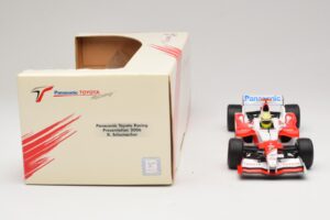 Panasonic Toyota Racing TF106 #12 R. Schumacher Presentation 2006 Minichamps 1:18 AM59553G Pressofusione — immagine 6 di 6