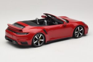 Porsche 911 992 Turbo S Cabriolet Rosso Scuro Minichamps 1:18 PORSCHE007 Pressofusione — immagine 2 di 6