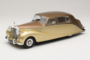 Rolls-Royce Silver Wraith Empress by Hooper Marrone & Oro MCG 1:18 MCG18000 Pressofusione