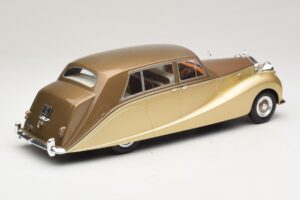 Rolls-Royce Silver Wraith Empress by Hooper Marrone & Oro MCG 1:18 MCG18000 Pressofusione — immagine 2 di 6