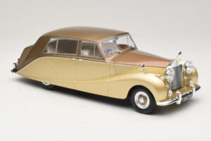 Rolls-Royce Silver Wraith Empress by Hooper Marrone & Oro MCG 1:18 MCG18000 Pressofusione — immagine 4 di 6