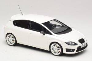 SEAT Leon Cupra R Mk2 Bianco Otto 1:18 OT1332 Resina — immagine 4 di 6