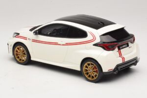 Toyota GR Yaris TGR Italy Edizione Limitata Pure White Otto 1:18 OT1183 Resina — immagine 5 di 6