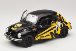 Volkswagen Beetle 1303 Go with Moon Solido 1:18 S1800519 Pressofusione — immagine 2 di 8