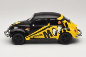 Volkswagen Beetle 1303 Go with Moon Solido 1:18 S1800519 Pressofusione — immagine 4 di 8