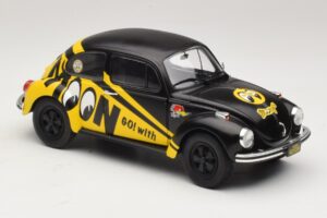 Volkswagen Beetle 1303 Go with Moon Solido 1:18 S1800519 Pressofusione — immagine 6 di 8