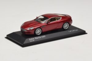 Aston Martin DB9 Rosso Metallizzato Minichamps 1:43 400137340 Pressofusione — immagine 2 di 4