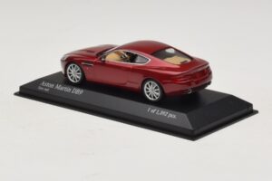 Aston Martin DB9 Rosso Metallizzato Minichamps 1:43 400137340 Pressofusione — immagine 3 di 4