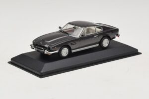 Aston Martin DBS On Her Majesty's Secret Service Scatola Di Ricambio Minichamps 1:43 436137600-R1 Pressofusione — immagine 2 di 4