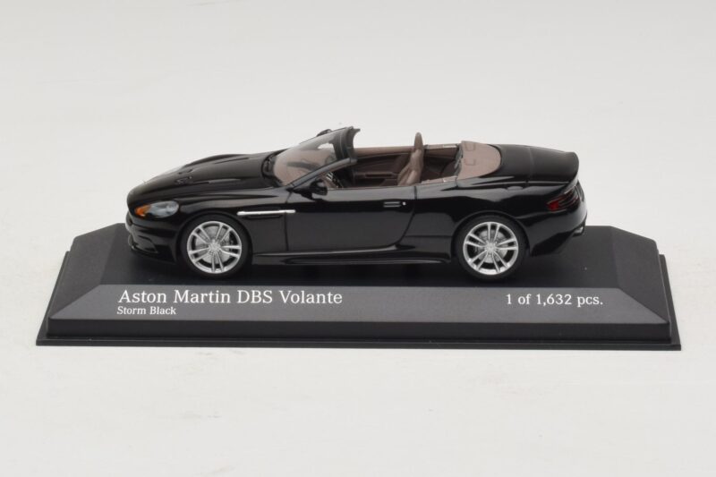 Aston Martin DBS Volante Nero Metallizzato Minichamps 1:43 400137930 Pressofusione
