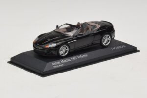 Aston Martin DBS Volante Nero Metallizzato Minichamps 1:43 400137930 Pressofusione — immagine 2 di 4