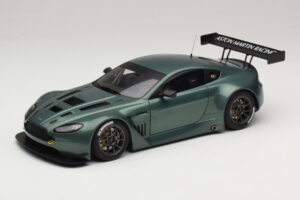 Aston Martin V12 Vantage GT3 Verde AUTOart 1:18 81306 Pressofusione
