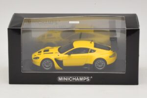 Aston Martin V12 Vantage GT3 Giallo Minichamps 1:43 437121391 Pressofusione — immagine 4 di 4