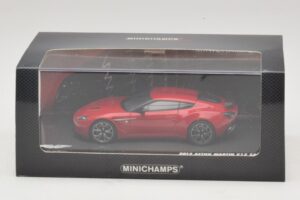 Aston Martin V12 Zagato Rosso Minichamps 1:43 437137220 Pressofusione — immagine 5 di 5