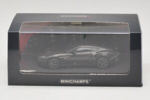 Aston Martin V12 Zagato Scintilla Silver Minichamps 1:43 437137221 Pressofusione — immagine 5 di 5