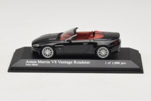 Aston Martin V8 Vantage Roadster Nero Metallizzato Minichamps 1:43 400137431 Pressofusione