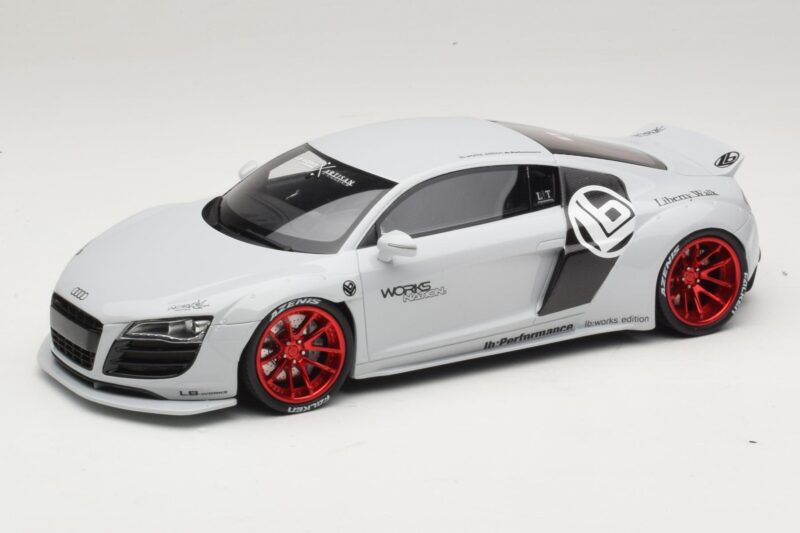 Audi R8 42 Liberty Walk Bianco GT Spirit 1:18 GT325 Resina