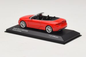 Audi RS5 B8 Cabriolet Rosso Minichamps 1:43 410011230 Pressofusione — immagine 3 di 4