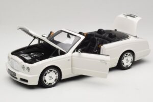Bentley Azure Glacier White Scatola Di Ricambio Minichamps 1:18 100139502-R1 Pressofusione — immagine 2 di 8