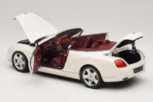 Bentley Continental GTC Bianco Scatola Di Ricambio Minichamps 1:18 100139032-R1 Pressofusione — immagine 5 di 8
