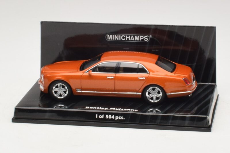 Bentley Mulsanne Arancione Metallizzato Minichamps 1:43 Bentley Mulsanne Arancione Metallizzato Minichamps 1:43 436139902 Pressofusione
