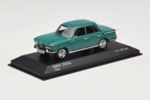 BMW 2000A Verde Minichamps 1:43 437023001 Pressofusione — immagine 2 di 4