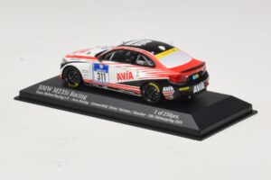 BMW M235i Team Mathol Racing #311 Scherfeld / Duve 24 Hours of Nurburgring 2015 Minichamps 1:43 437152511 Pressofusione — immagine 3 di 4