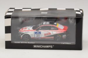 BMW M235i Team Mathol Racing #311 Scherfeld / Duve 24 Hours of Nurburgring 2015 Minichamps 1:43 437152511 Pressofusione — immagine 4 di 4