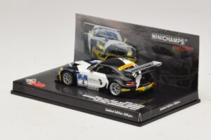 BMW Z4 GT3 Need for Speed Team #4 Hartung / Viebahn 24 Hours of Nürburgring 2011 Minichamps 1:43 437112904 Pressofusione — immagine 3 di 5