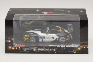 BMW Z4 GT3 Need for Speed Team #4 Hartung / Viebahn 24 Hours of Nürburgring 2011 Minichamps 1:43 437112904 Pressofusione — immagine 5 di 5