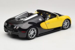 Bugatti Veyron Grand Sport Black Lemon Minichamps 1:18 100110831 Pressofusione — immagine 3 di 8