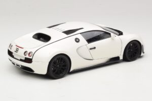 Bugatti Veyron Super Sport Bianco Minichamps 1:18 100110844 Pressofusione — immagine 3 di 8