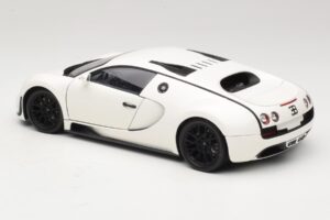Bugatti Veyron Super Sport Bianco Minichamps 1:18 100110844 Pressofusione — immagine 7 di 8