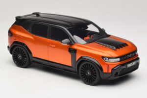 Dacia Duster Mk3 Redust Sport 4x2 Hybrid Metallic Orange Otto 1:18 OT1316 Resina — immagine 4 di 6