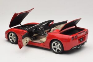 Chevrolet Corvette C6 Cabriolet Rosso AUTOart 1:18 71221 Pressofusione — immagine 5 di 8