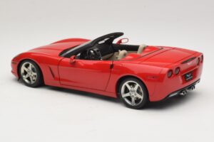 Chevrolet Corvette C6 Cabriolet Rosso AUTOart 1:18 71221 Pressofusione — immagine 7 di 8