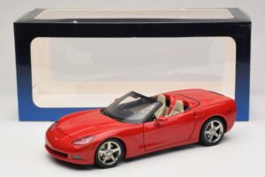 Chevrolet Corvette C6 Cabriolet Rosso AUTOart 1:18 71221 Pressofusione — immagine 8 di 8