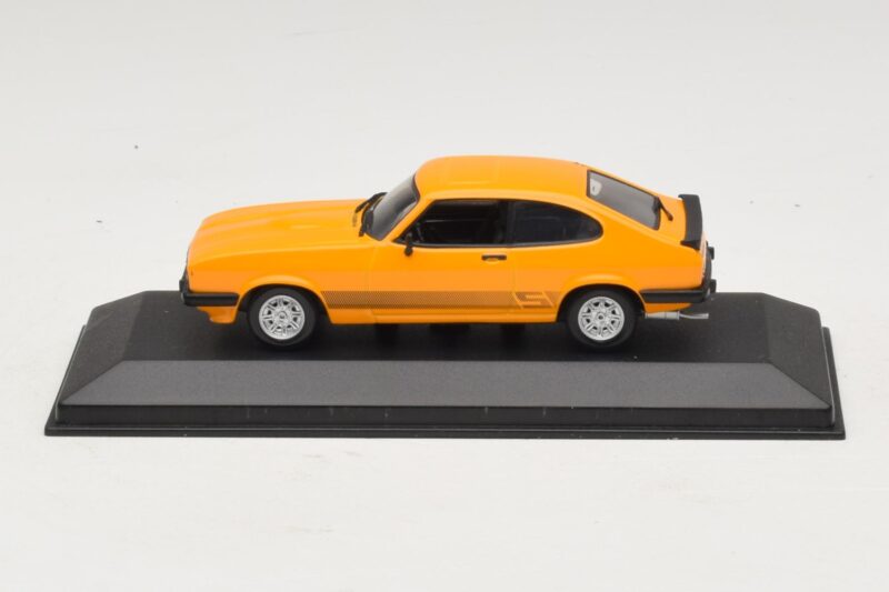 Ford Capri II Signal Orange Minichamps 1:43 Ford Capri II Signal Orange Minichamps 1:43 400081201 Pressofusione