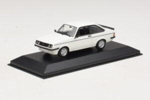 Ford Escort Mk1 TC Bianco Minichamps 1:43 400081070 Pressofusione — immagine 2 di 4