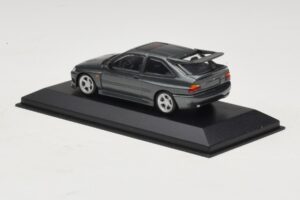 Ford Escort RS Cosworth Verde Scuro Metallizzato Minichamps 1:43 430086300 Pressofusione — immagine 3 di 4