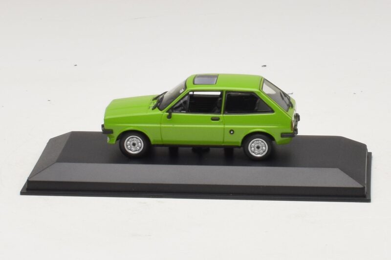 Ford Fiesta Mk1 Verde Chiaro Maxichamps 1:43 Ford Fiesta Mk1 Verde Chiaro Maxichamps 1:43 940085100 Pressofusione