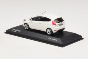 Ford Fiesta Mk6 Bianco Minichamps 1:43 400088002 Pressofusione — immagine 3 di 4