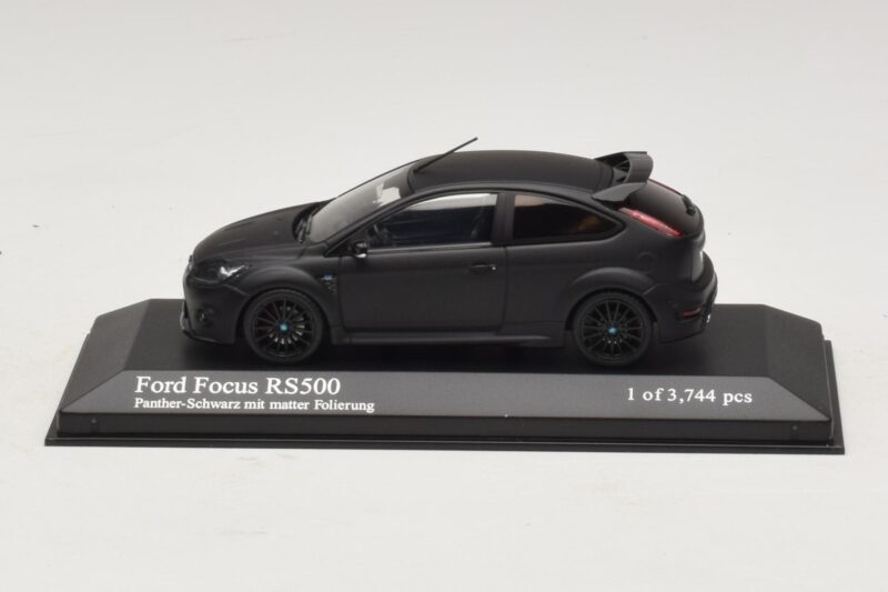 Ford Focus RS500 Mk2 Matte Black Minichamps 1:43 Ford Focus RS500 Mk2 Matte Black Minichamps 1:43 400088104 Pressofusione